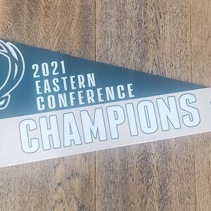 NBA - Milwaukee Bucks - Eastern Conference Champions - 2021 - Pennant - Felt